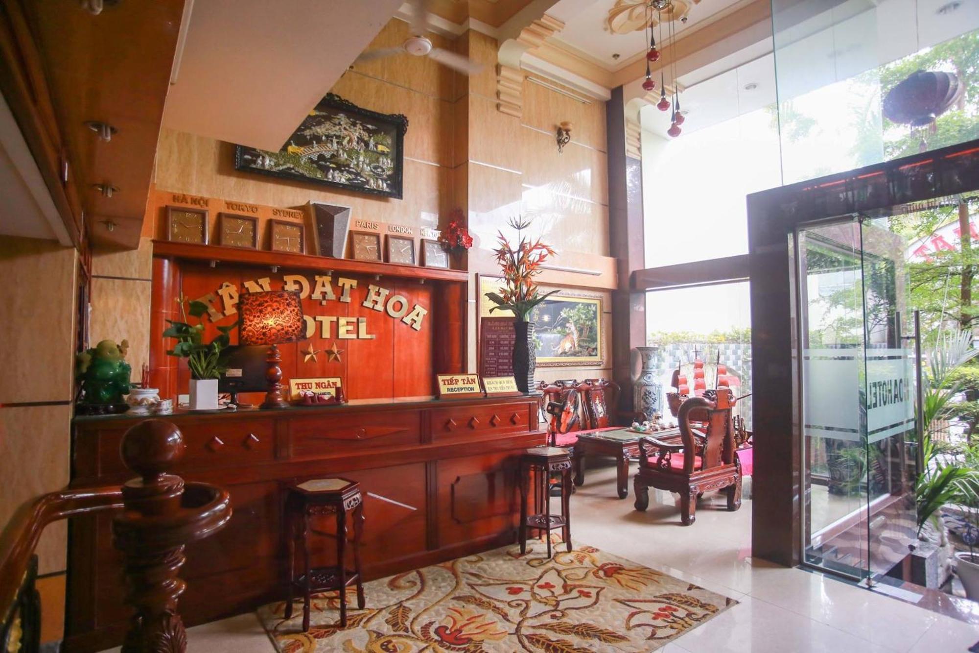 Tan Dat Hoa Hotel & Massage Хошимин Экстерьер фото